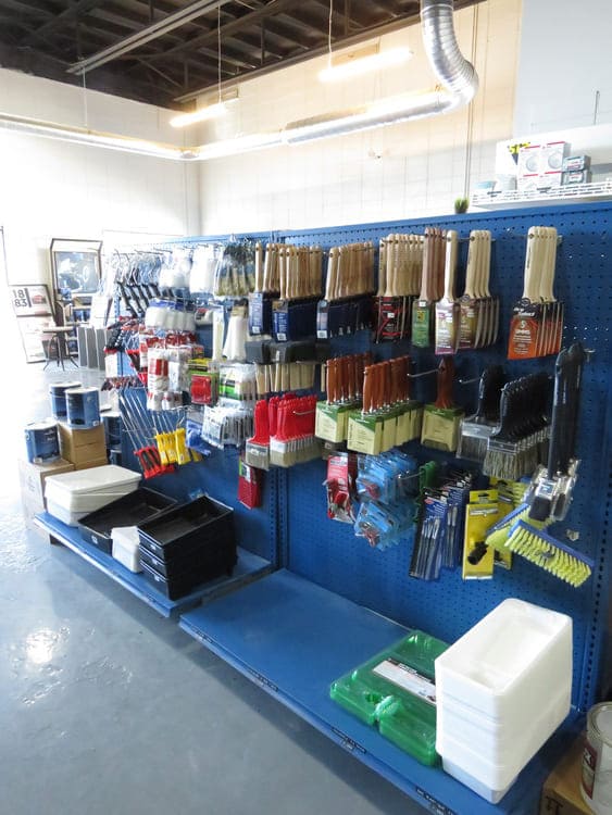 Peinture Jonquière rayon outils, pinceaux